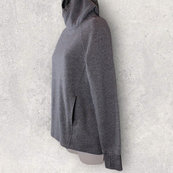LULULEMON Fleece Please Pullover Hooded Jacket in Heather Grey Size 2 - Picture 5 of 10